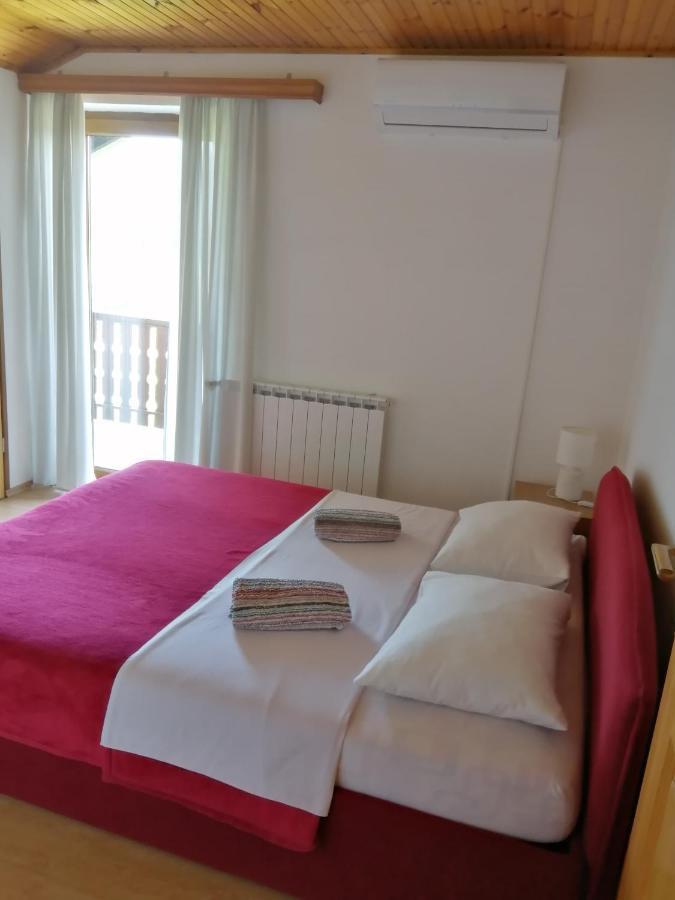 Guesthouse Zafran Smoljanac Dış mekan fotoğraf