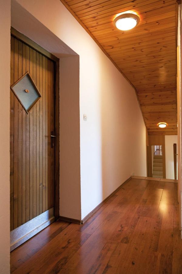 Guesthouse Zafran Smoljanac Oda fotoğraf